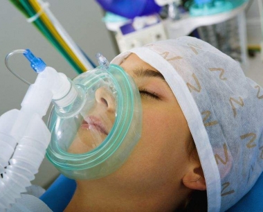 无创呼吸机对肺循环和全身氧运输量的影响