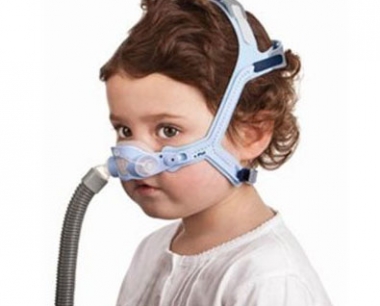 使用小儿呼吸机时如何根据实际情况选择通气模